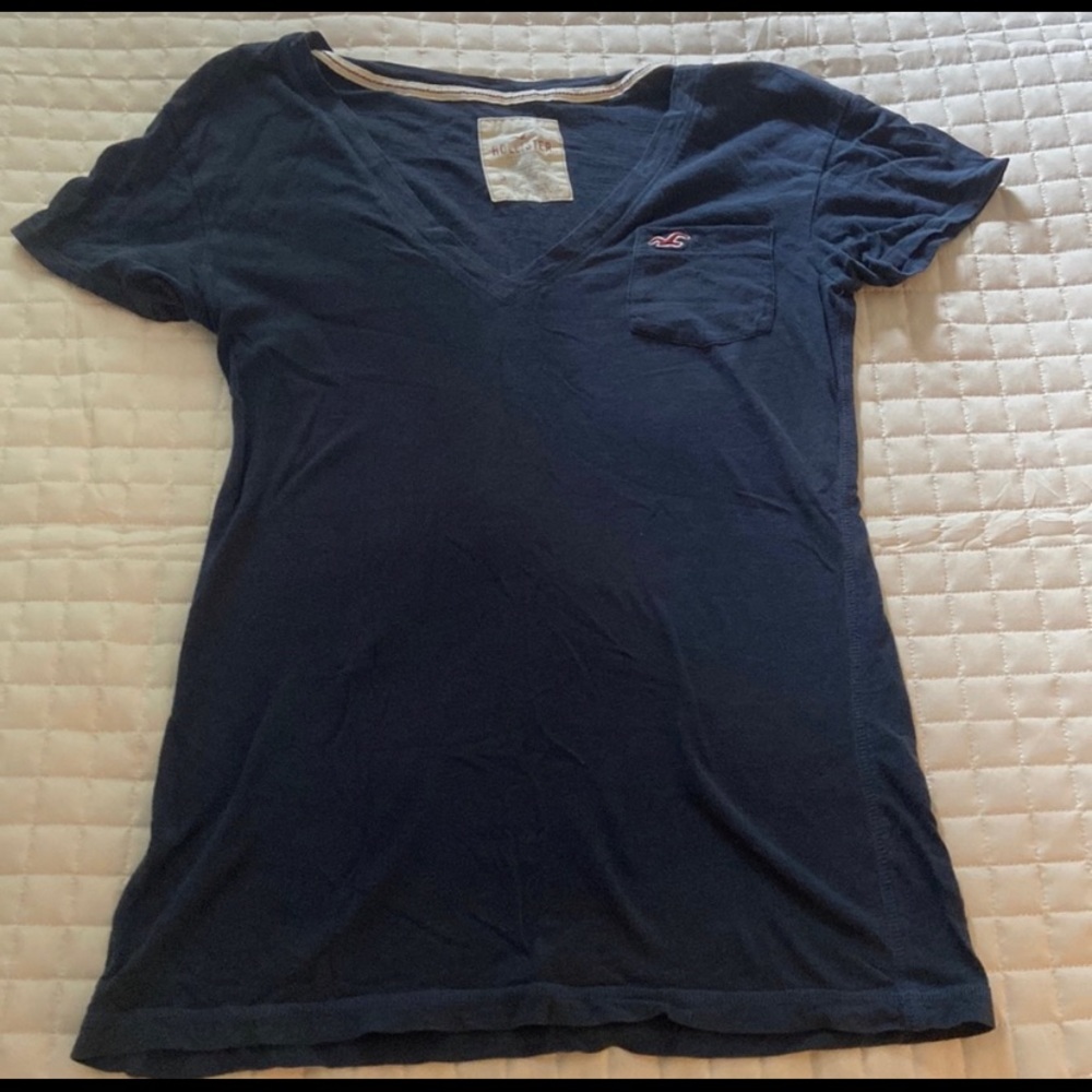 Hollister V neck tee sz small